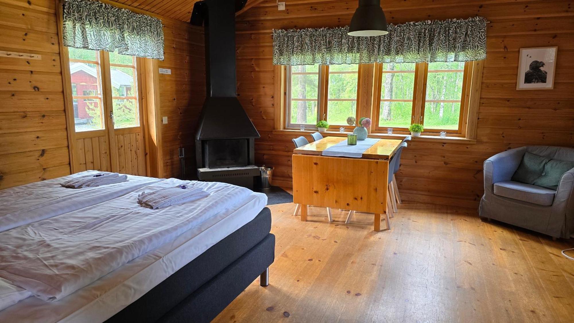 Hamra Stugby - Nature Adventures Hamra Екстериор снимка
